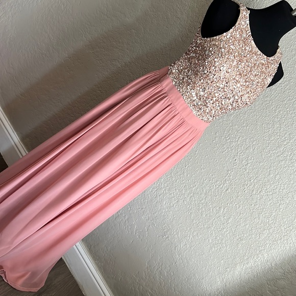 Dress - Picture 1 of 5